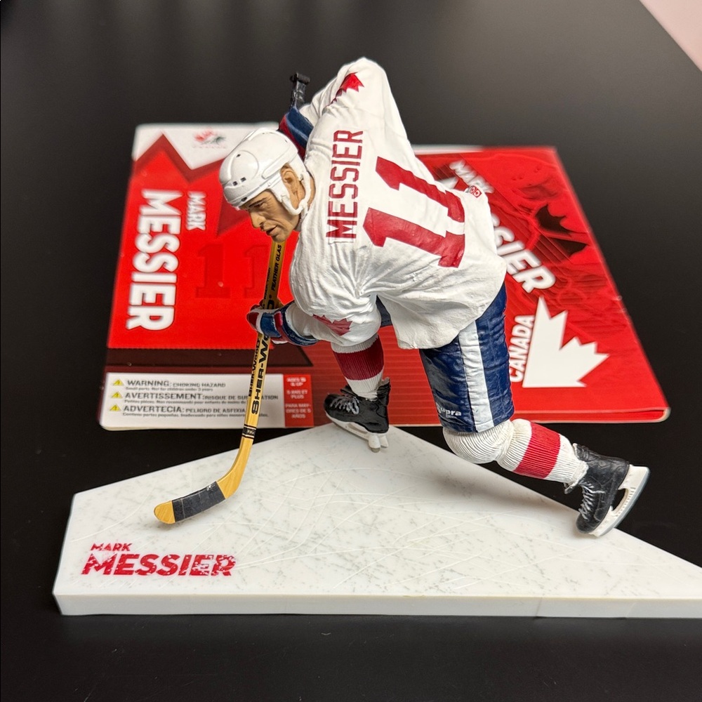 Mark Messier Hockey Action Figure